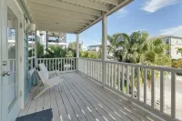 Covered Deck & Bay Views: Bradenton Beach Abode! - Wifi