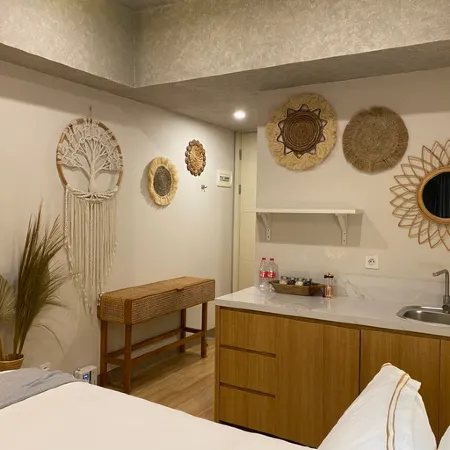 Wabi Sabi @Benson Apartment
