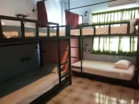 The 25 Hostel - Afhentnings-/afleveringstjenester