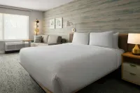 TownePlace Suites by Marriott Seekonk - breakfast