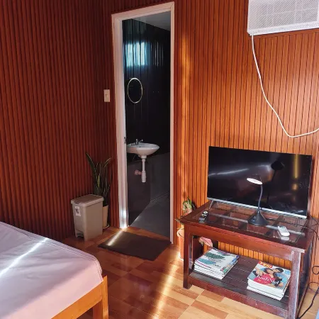 Palawan Authentic - Guest House