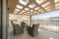 Asfiya Seaview Hotel - 2-Star