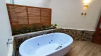 Pousada Valhacouto - Hot Tub