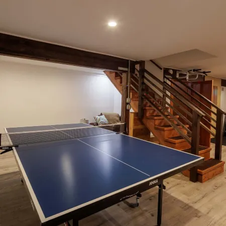 Craftsman Grove - 10 Minutes To Campus 4 Bedroom Home