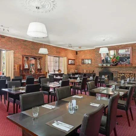 Country Plaza Halls Gap