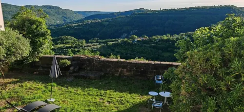 Old farmhouse in the heart of the 'Slovenian Tuscany' - Homestays