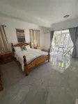 Los Patos Waterfront Private Suites - Хоумстей