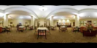 Holiday Inn Express & Suites Sylacauga by IHG - parking
