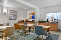 AmericInn by Wyndham Rochester - Pet friendly
