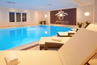 elaya hotel steinplatte, Trademark by Wyndham - Pool
