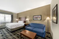 Best Western Plus Big Lake Inn - parking