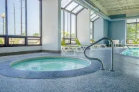Comfort Inn & Suites Evansville Airport - Hot Tub