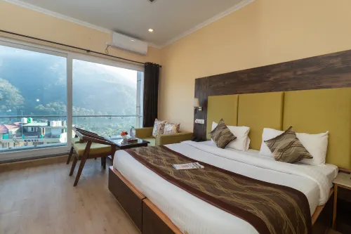 Hotel Peepal Tree - Airport Shuttle