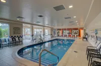 Hilton Garden Inn Norwalk - Pools