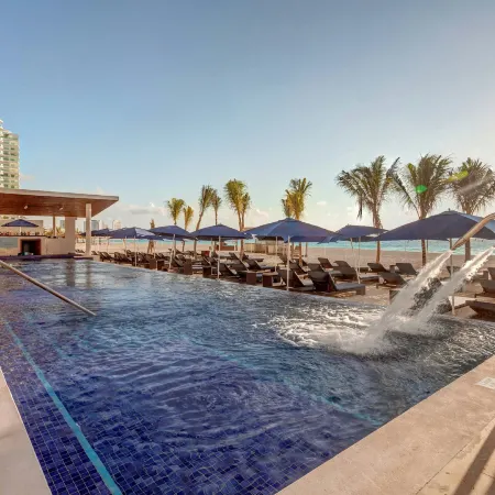 Royalton CHIC Cancun, An Autograph Collection All-Inclusive Resort - Adults Only