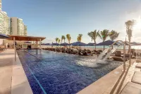 Royalton CHIC Cancun, An Autograph Collection All-Inclusive Resort - Adults Only - romantique