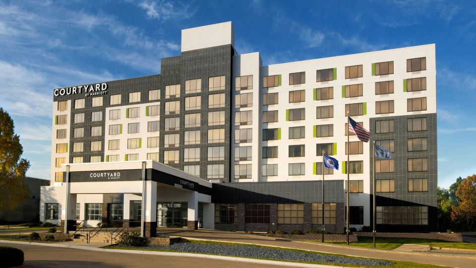Courtyard Edina Bloomington