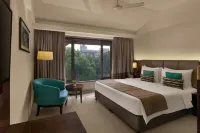 The Fern Kadamba Hotel & Spa Goa, Panjim, Series by Marriott - bar