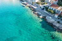 Apartments Nikolina - Beach