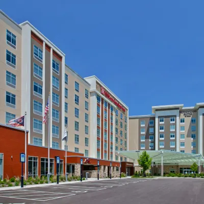 Homewood Suites by Hilton Columbus Easton Отели рядом с достопримечательностью «Поле для гольфа "Чемпионз"»