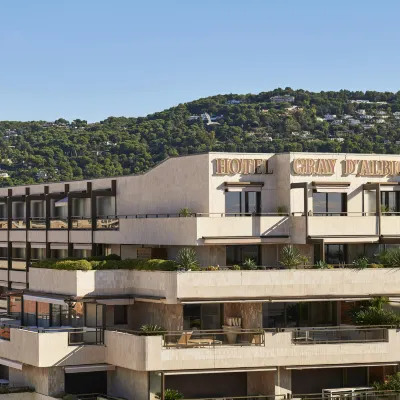 Hôtel Barrière Le Gray d'Albion Hotel in zona Le Suquet - Centro Storico