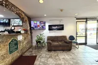 Extended Stay Inn & Suites Marion I-57 - ที่มีที่จอดรถ
