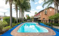 Cattlemans Country Motor Inn & Serviced Apartments - piscina