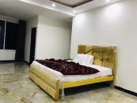 Royal Park Hotel Balakot - 2-stjärniga