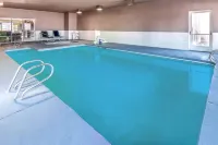 La Quinta Inn & Suites by Wyndham Roswell - Swimmingpools
