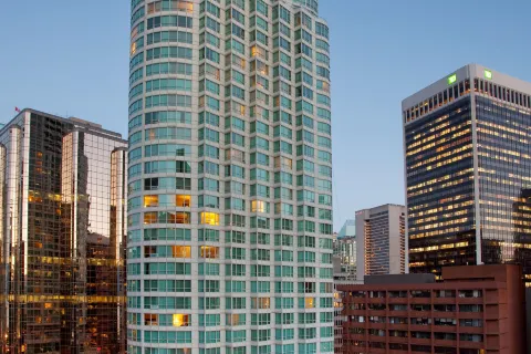 Vancouver Marriott Pinnacle Downtown Hotel
