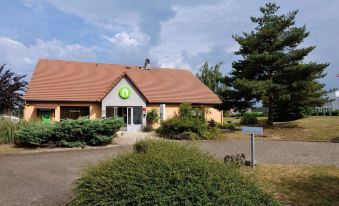 Campanile NATURE - Moulins Avermes
