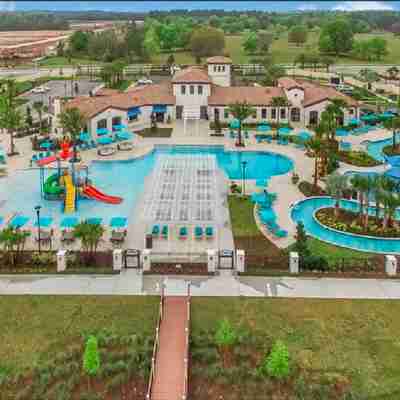 Spacious 3-Bedroom Condo with Golf Views Near Disney Fitness & Recreational Facilities