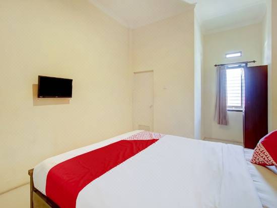 Oyo 564 Bunga Matahari Guest House Room Reviews Photos Batu Sub District 2021 Deals Price Trip Com