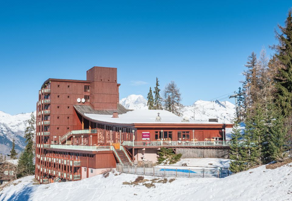 Hotel Mercure - Les Arcs 1800 & SPA-Bourg-Saint-Maurice Updated 2023 Room  Price-Reviews & Deals | Trip.com