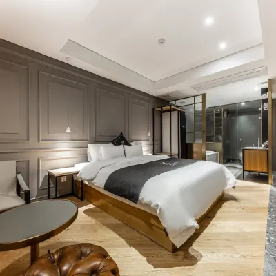 H-Avenue Shinan Branch (Formerly K Hotel) in Gwangju 鄰近光州市立民俗博物館的酒店