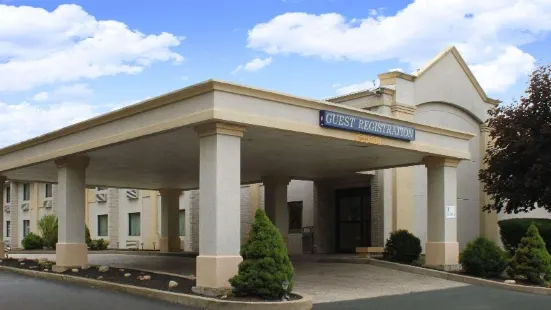 Royal Inn & Suites