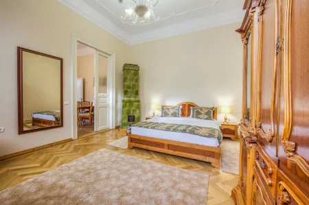 Residence Central Annapolis Отели в г. Брашов