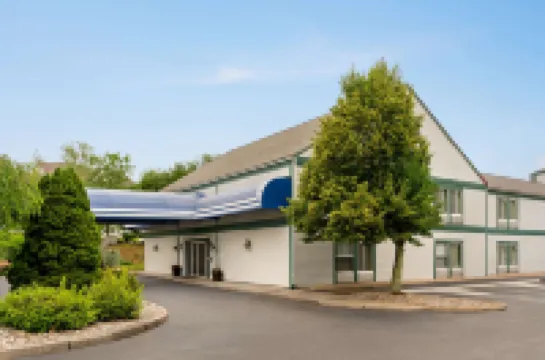 Baymont by Wyndham North Dartmouth / Fall River Hotel di 