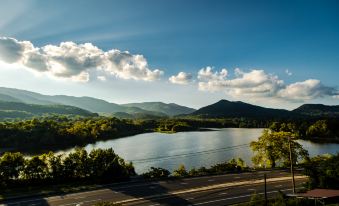 Hampton Inn Caryville-I-75/Cove Lake State Park