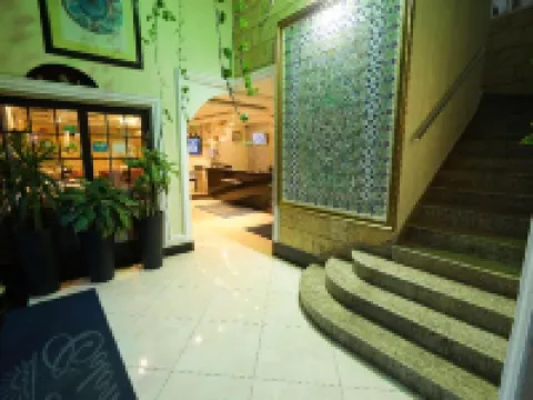 Best Western Hotel Colombe オランのホテル