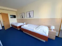 Hotel Chodov Asc فنادق في Pruhonice