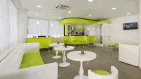 Hotel Scarlet