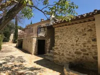 Stone Cottage, 2-4 People, at Provence Mas 16th Cent., Pool, Garden, Parking