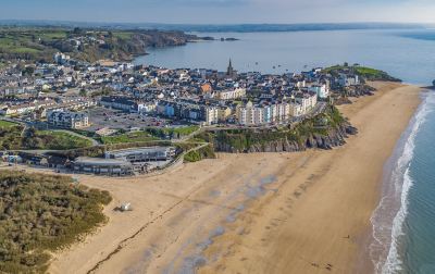 Private Beach Arcadia House - Lovely Apartment Close to Beaches Harbour and Town Centre Photo