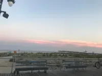 2 Bd Beach Condo Only 2 Min Walk to Oc's Goldcoast