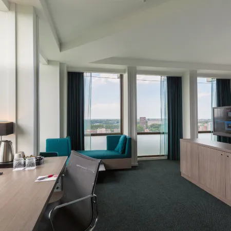 Leonardo Hotel Amsterdam Rembrandtpark Отели рядом с достопримечательностью «Слотерварт»
