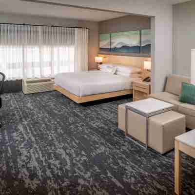 Delta Hotels Huntington Downtown Rooms