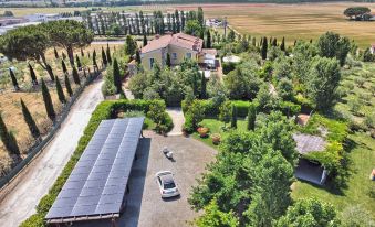 Luxury Villa in Tuscany with Pool Near Pisa and Florence - Ten Bedrooms 20 pl