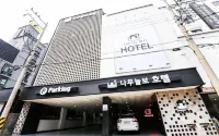 Suncheon Sloth Hotel