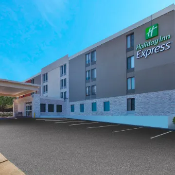 Holiday Inn Express FAIRFAX - ARLINGTON BOULEVARD by IHG
